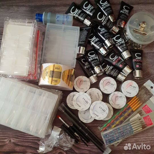 Для наращивания ногтей