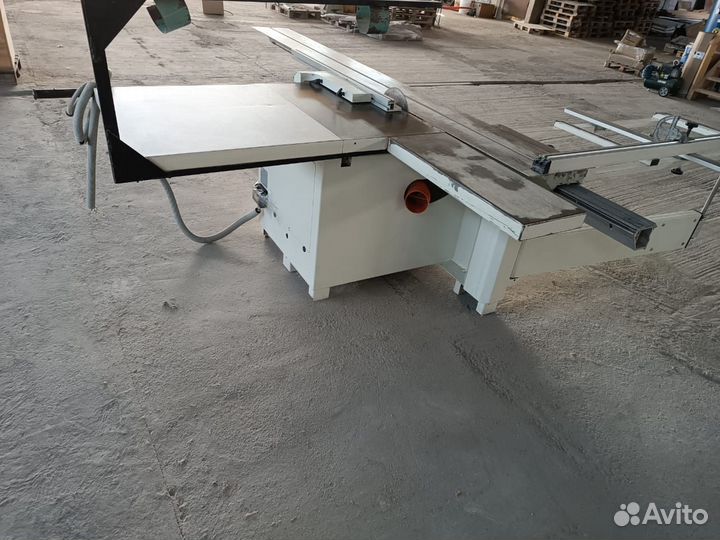 Форматно-раскроечный станок SCM SI 300 nova