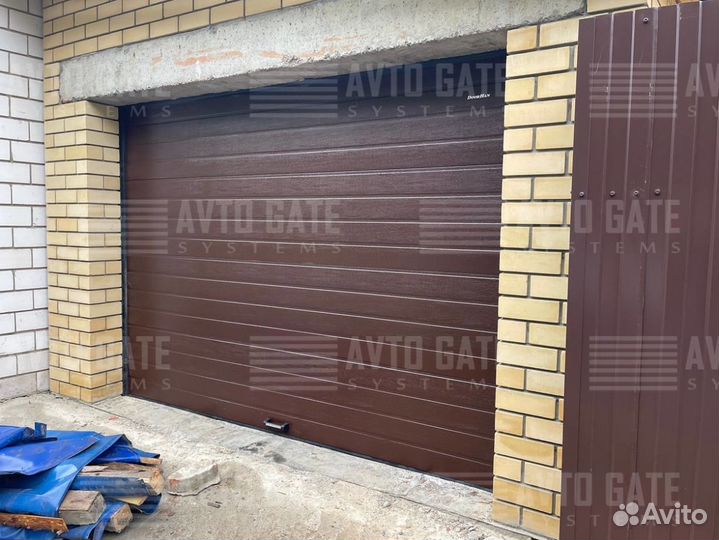 Секционные ворота