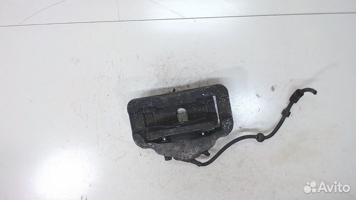 Суппорт BMW 5 E60, 2004