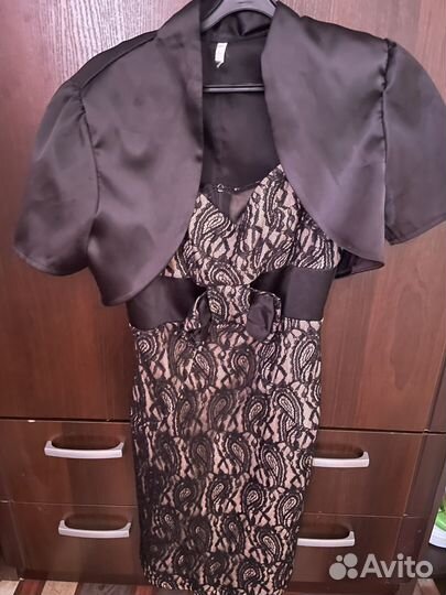 Платье женское 44