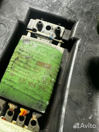 Сопротивление печки Volkswagen Golf 1.9 2000