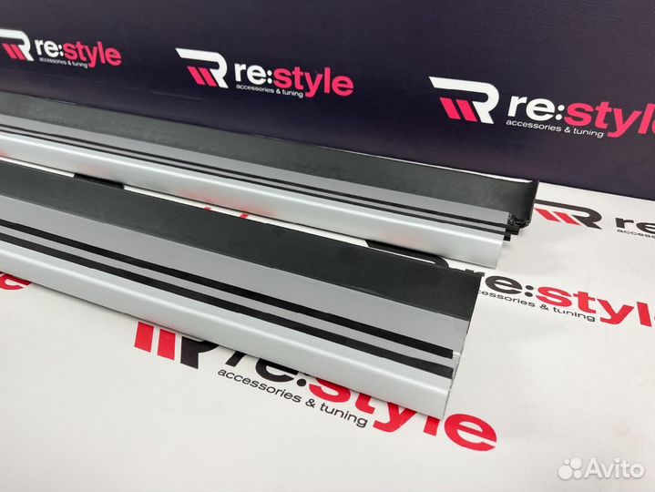 Подножки Toyota RAV4 (XA40) 1м 12-15 N2138