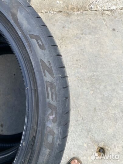 Pirelli P Zero 275/40 R21 и 315/35 R21 111Y