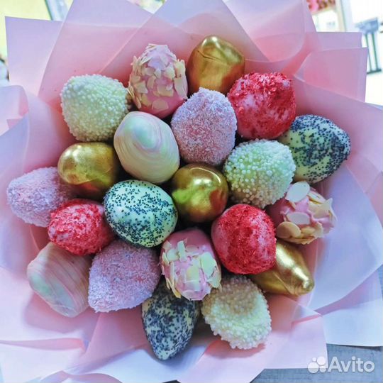 Бананы и клубника в шоколаде