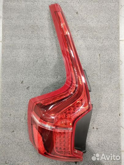 Volvo xc90 задний левый фонарь