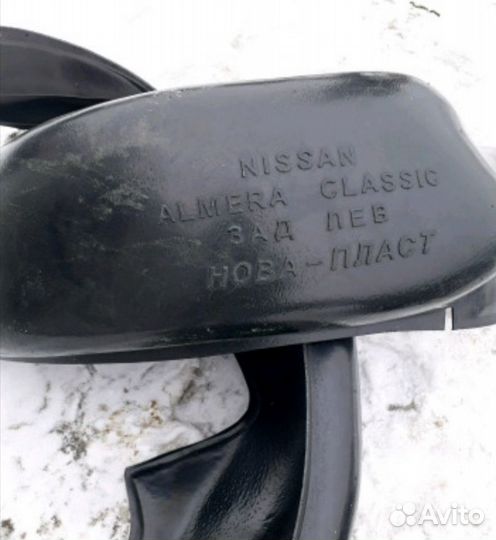 Подкрылки на Nissan Almera