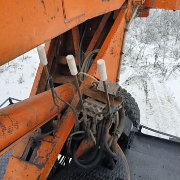 Продам автовышку