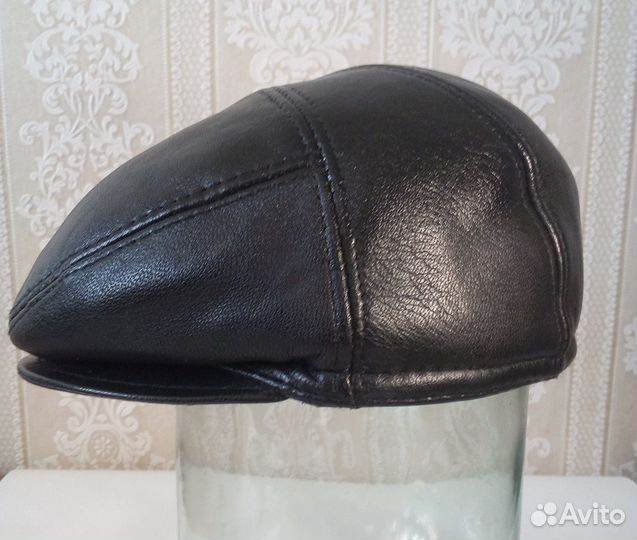 Мужская кожаная кепка