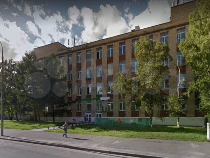 Продам торговое помещение, 293 м²