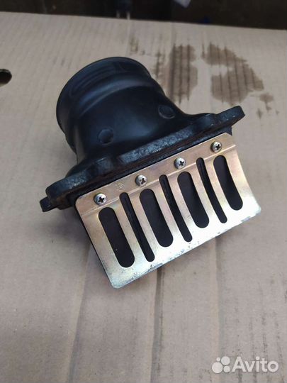 Лепестковый клапан BRP