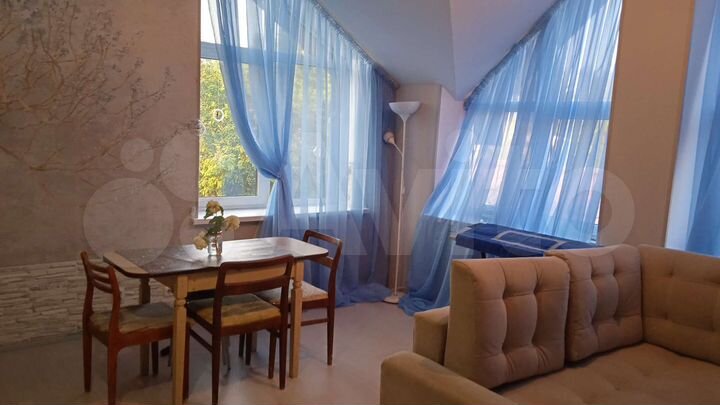 2-к. квартира, 50 м², 2/3 эт.