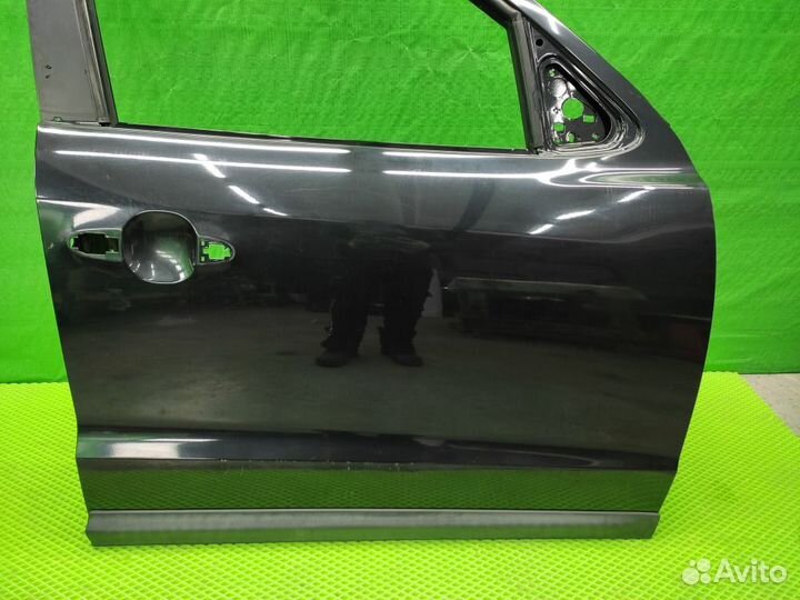 Дверь передняя правая Hyundai Santa Fe 2005-2009