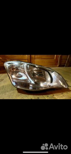 Фара правая Ssang Yong Action