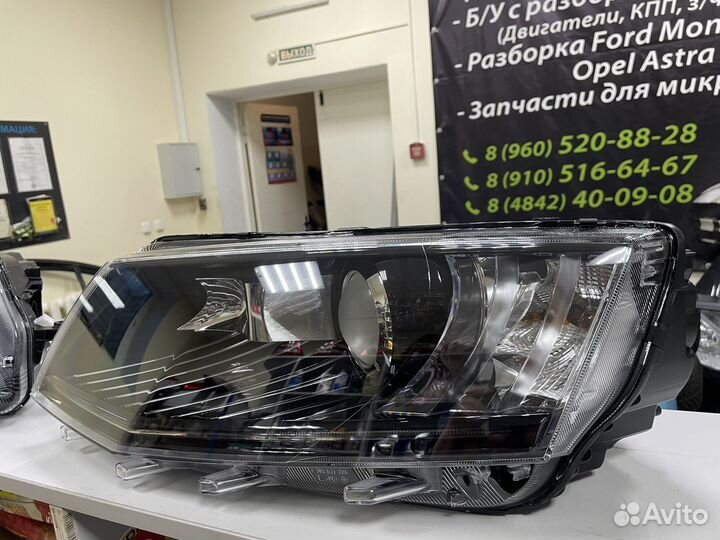 Skoda octavia а7 ксенон правая