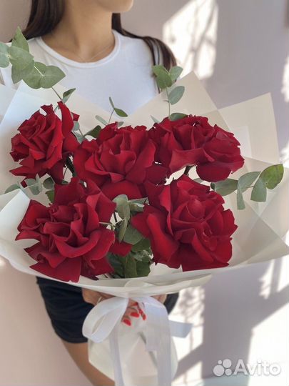 Букет - Французские розы и эвкалипт