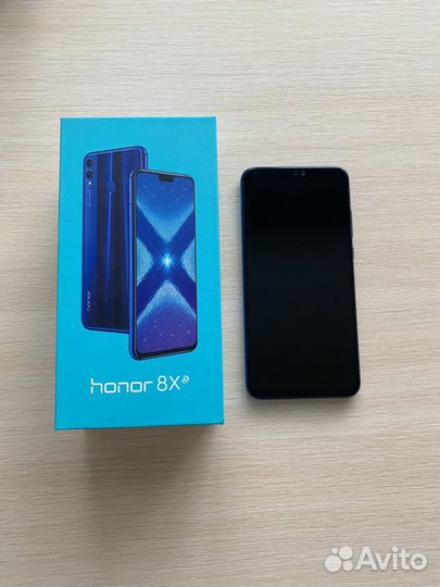 Телефон Honor 8х