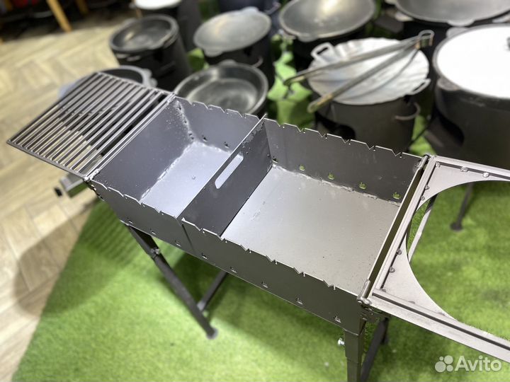 Мангал с подказанником и решеткой гриль. Разборный