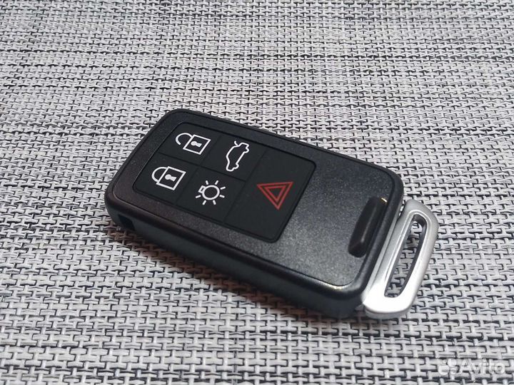 Ключ Volvo v40 cross country