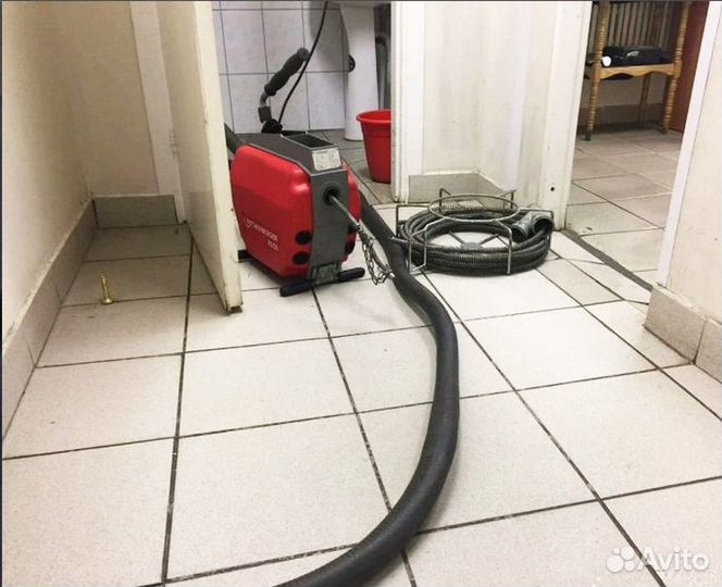 Прочистка канализационной трубы. Телеинспекция