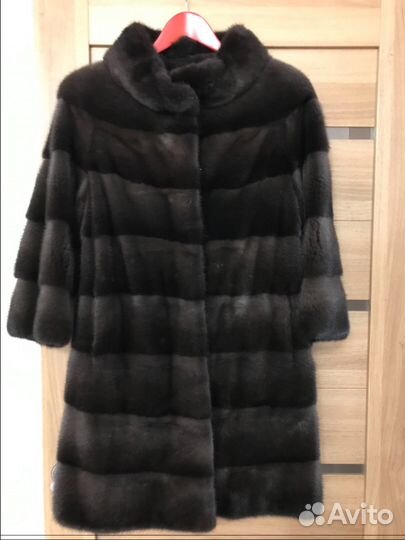 Продам норковую шубу