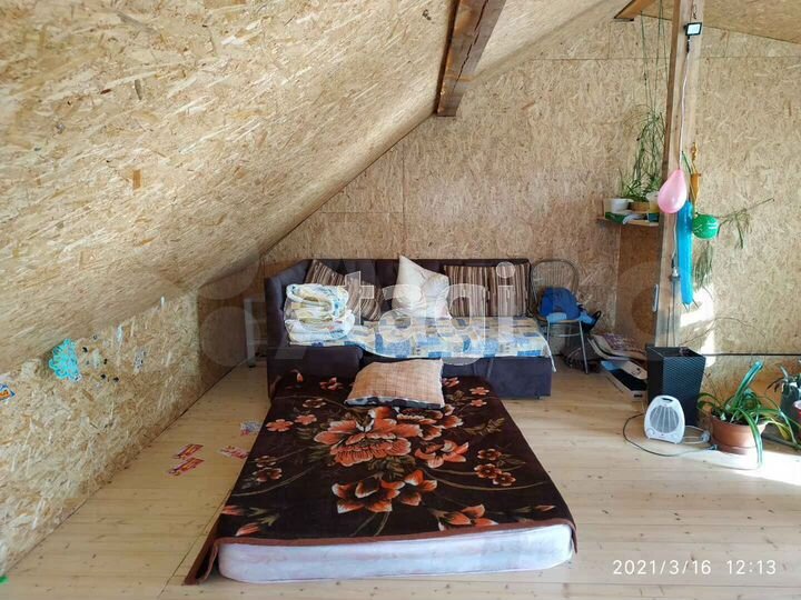 Дом 180 м² на участке 5 сот.