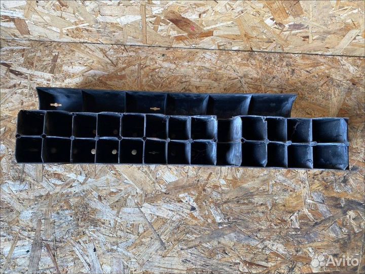 Усилитель переднего бампера правый Иж 2126 Ода