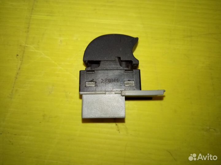 Кнопка стеклоподъемника Audi A3 8L 5D 4b0959855