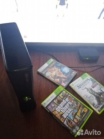 Xbox 360 Slim