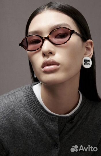 Солнцезащитные очки miu miu regard