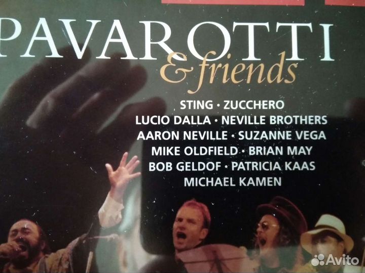 Pavarotti & friends CD USA