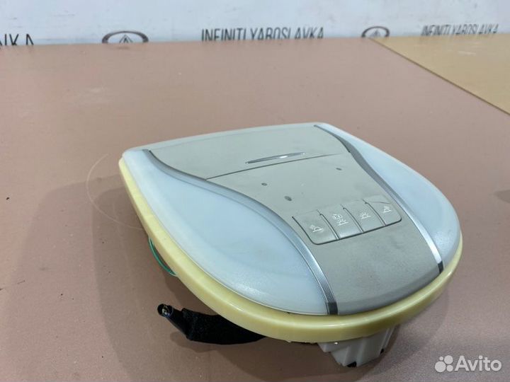 Плафон потолочный очечник Nissan Fuga Y51 VQ37VHR