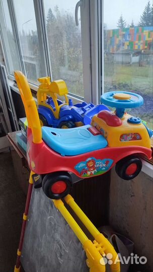 Машинка толокар