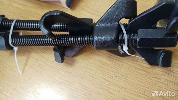 Стяжка пружин с двойным захватом, 270мм