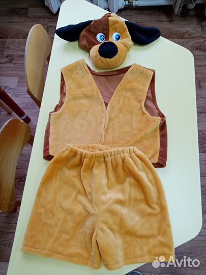 Продаю новогодний костюм собачки