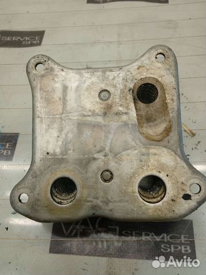 Радиатор масляный VW VAG Touran