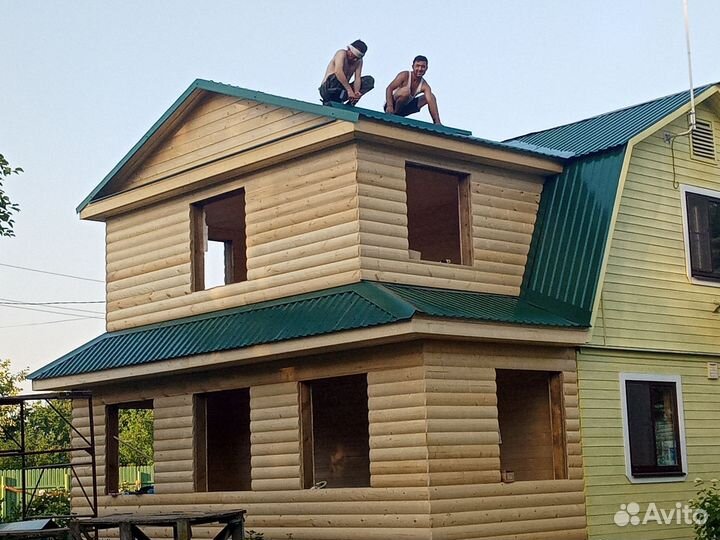 Бригада строителей