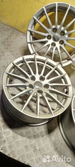 Диск литой R17PCD 5x112 ET29 DIA66.6