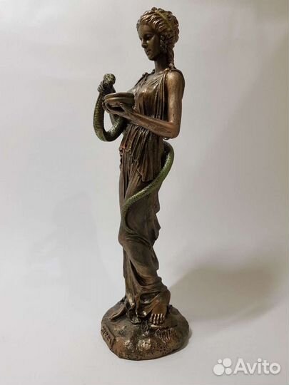 Богиня здоровья статуэтка