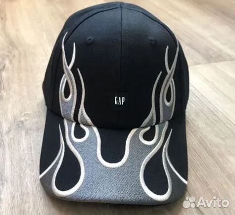Yeezy gap кепка