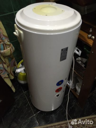 Водонагреватель на 100л