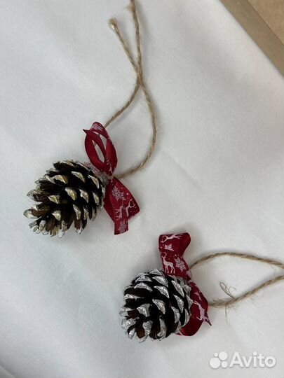 Шишки сосновые