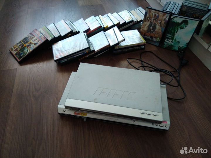 DVD плеер + диски 10р