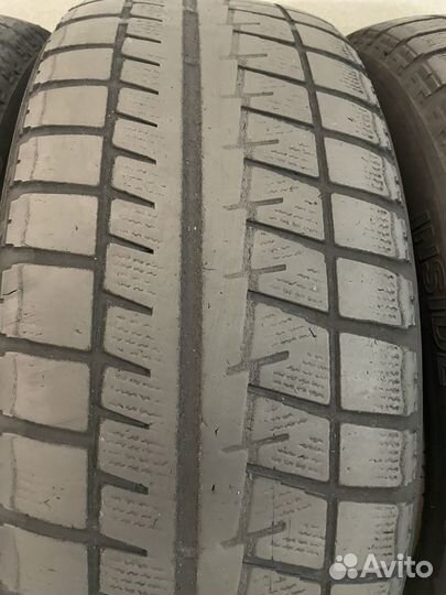 Bridgestone Blizzak Revo GZ 215/60 R16 95S