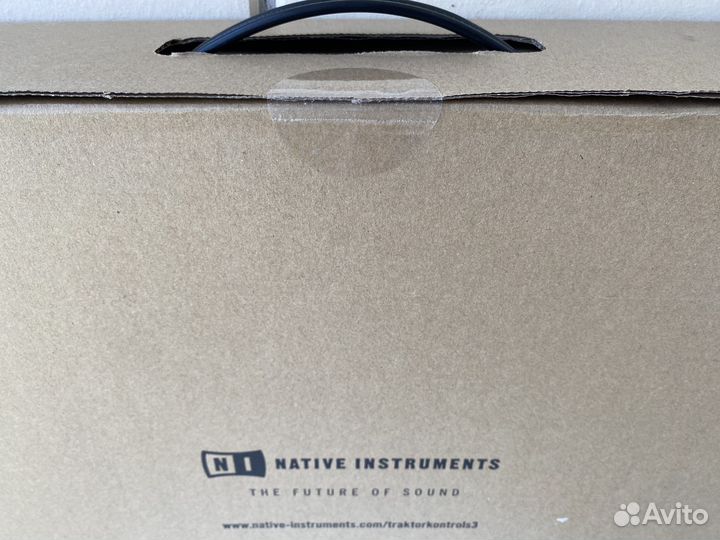 Native Instruments Traktor Kontrol S3
