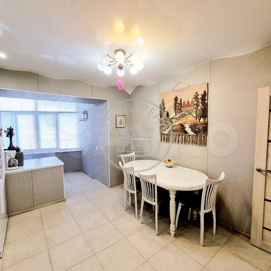 3-к. квартира, 80 м², 2/3 эт.