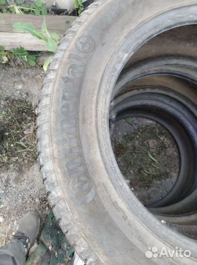 Continental ContiCrossContact Viking 235/60 R17
