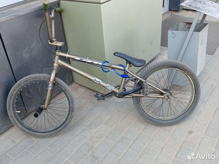 Трюковой велосипед bmx