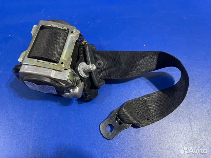 Ремень безопасности задний левый Mercedes-Benz