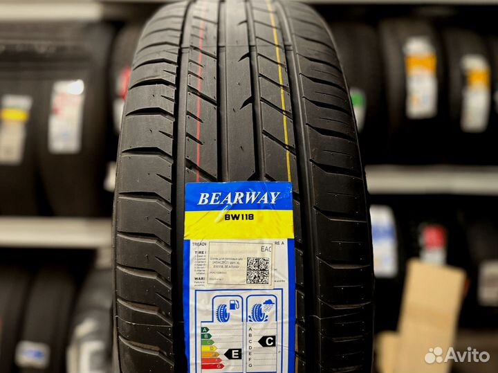 Bearway BW118 275/35 R22 и 315/30 R22 127H